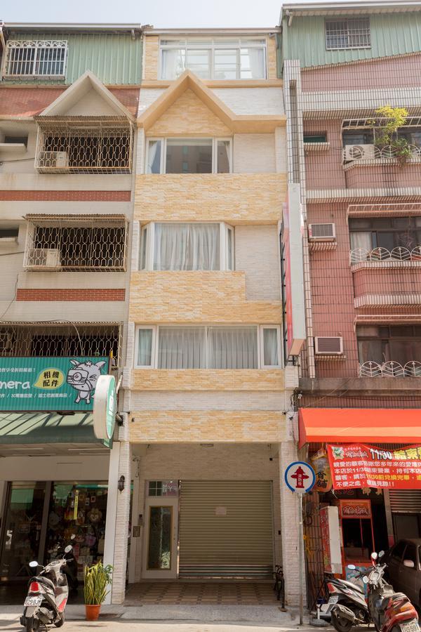เวลคัม เดอะ ซัน เอนจอย เดอะ มูน Apartment เกาสง ภายนอก รูปภาพ