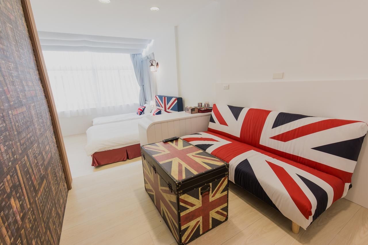 เวลคัม เดอะ ซัน เอนจอย เดอะ มูน Apartment เกาสง ภายนอก รูปภาพ
